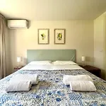 Welcome Traveller Leda Rooms